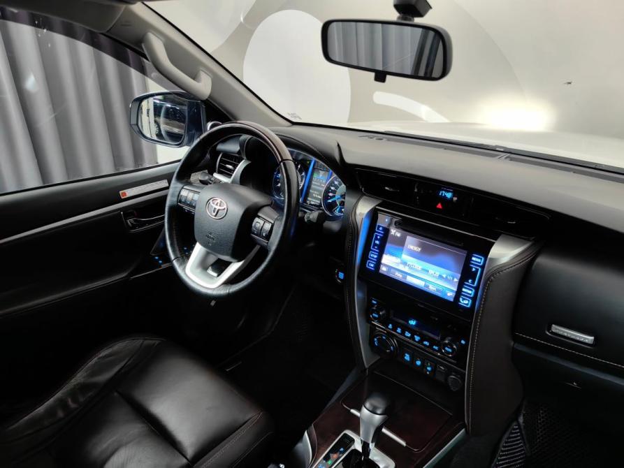 Toyota Fortuner II Москва  - изображение 7