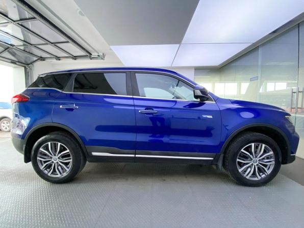 Geely Atlas Pro с пробегом 2022 года, цена 2 090 000 рублей, 64957 км, внедорожник, Автокод Объявления