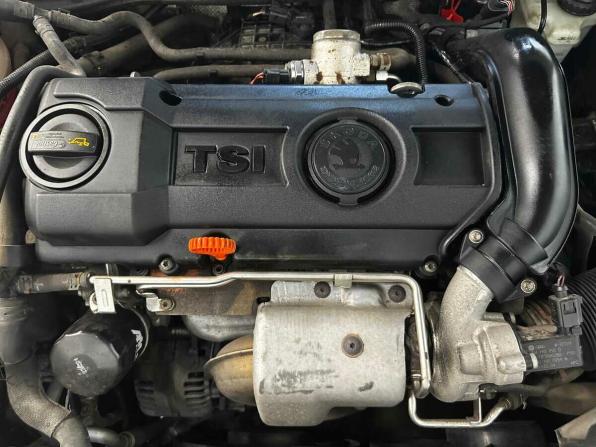 Skoda Octavia II (A5) Рестайлинг с пробегом 2012 года, цена 740 000 рублей, 186158 км, лифтбек, Автокод Объявления