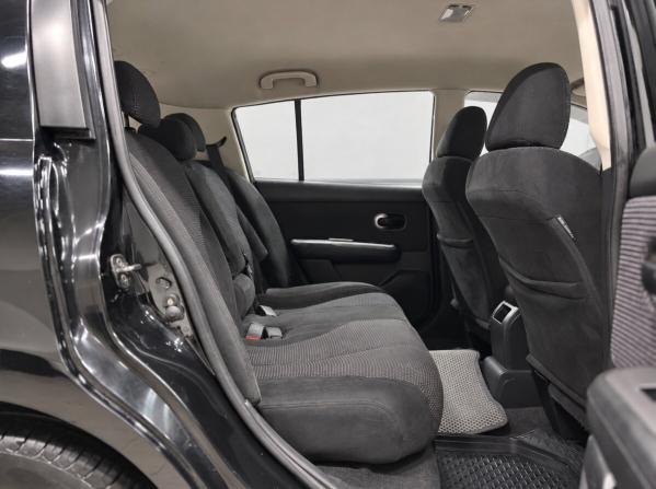 Nissan Tiida I Рестайлинг с пробегом 2010 года, цена 709 000 рублей, 233000 км, хэтчбек, Автокод Объявления
