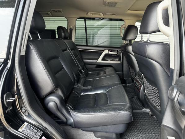 Toyota Land Cruiser 200 Series с пробегом 2011 года, цена 3 550 000 рублей, 253538 км, внедорожник, Автокод Объявления
