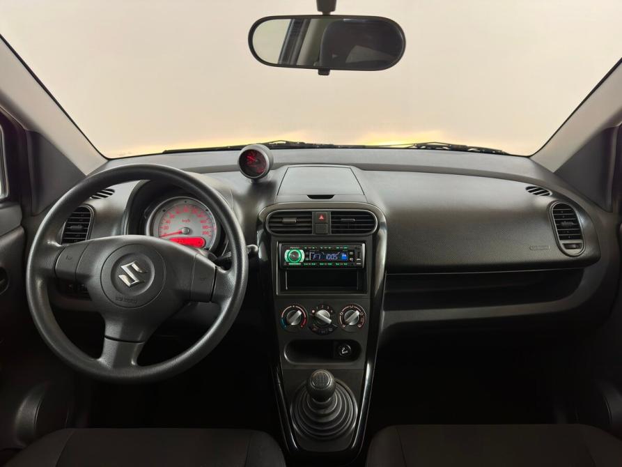 Suzuki Splash I Москва  - изображение 5