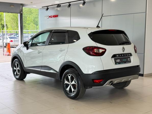 Renault Kaptur I Рестайлинг с пробегом 2020 года, цена 1 767 000 рублей, 73041 км, внедорожник, Автокод Объявления
