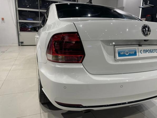 Volkswagen Polo V Рестайлинг с пробегом 2019 года, цена 1 390 000 рублей, 82055 км, седан, Автокод Объявления