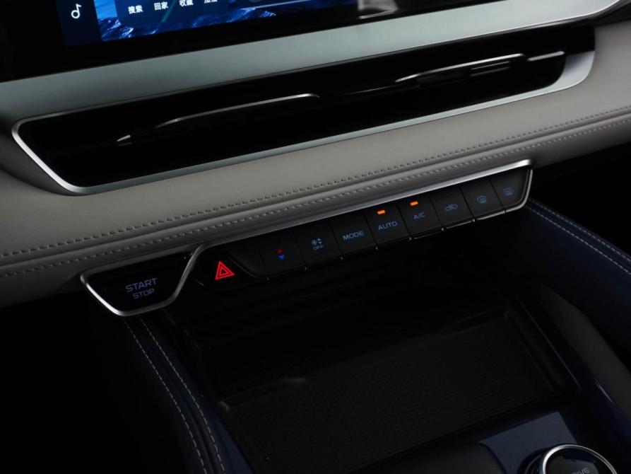 Geely Monjaro I Москва  - изображение 16