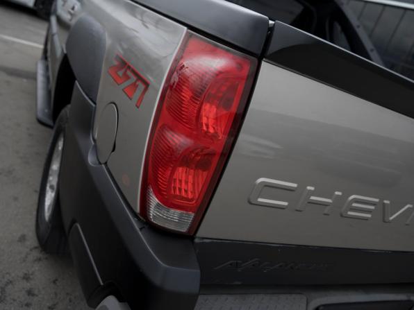 Chevrolet Avalanche I с пробегом 2002 года, цена 1 145 000 рублей, 243906 км, пикап, Автокод Объявления