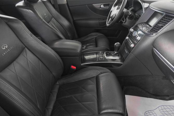 Infiniti FX II (S51) с пробегом 2010 года, цена 1 769 000 рублей, 260000 км, внедорожник, Автокод Объявления