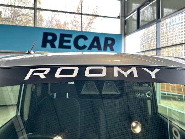 Toyota Roomy I Рестайлинг с пробегом 2021 года, цена 1 410 000 рублей, 55237 км, минивэн, Автокод Объявления