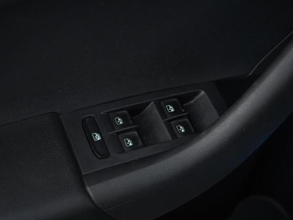 Skoda Rapid I с пробегом 2016 года, цена 1 327 444 рубля, 70852 км, лифтбек, Автокод Объявления