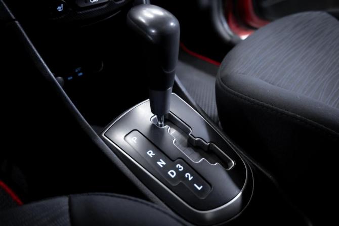 Hyundai Solaris I Рестайлинг с пробегом 2015 года, цена 949 000 рублей, 196000 км, седан, Автокод Объявления