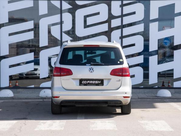 Volkswagen Sharan II с пробегом 2013 года, цена 1 360 000 рублей, 93594 км, минивэн, Автокод Объявления