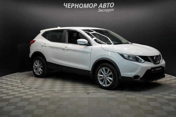 Nissan Qashqai II с пробегом 2017 года, цена 1 730 000 рублей, 80326 км, внедорожник, Автокод Объявления
