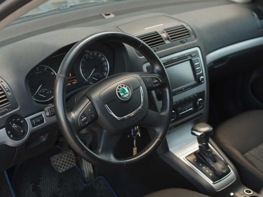 Skoda Octavia II (A5) Рестайлинг Новосибирск  - изображение 11