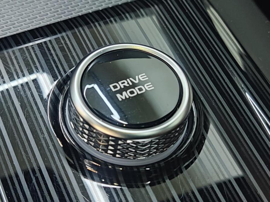 Geely Monjaro I Барнаул  - изображение 29