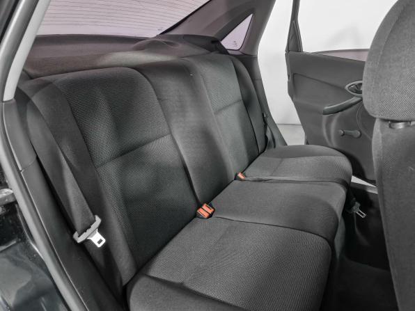 Ford Focus I Рестайлинг с пробегом 2004 года, цена 155 000 рублей, 355000 км, седан, Автокод Объявления