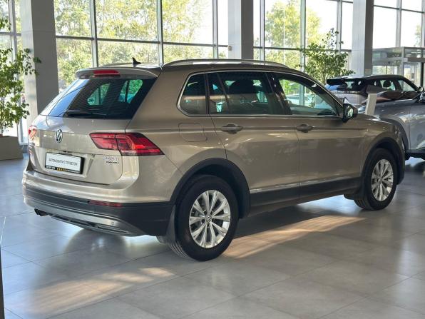Volkswagen Tiguan II с пробегом 2017 года, цена 2 595 000 рублей, 99000 км, внедорожник, Автокод Объявления
