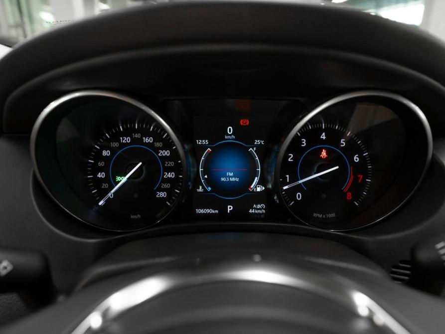 Jaguar XE I Москва  - изображение 11
