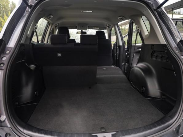 Toyota RAV4 IV (XA40) Рестайлинг с пробегом 2015 года, цена 2 299 777 рублей, 70000 км, внедорожник, Автокод Объявления