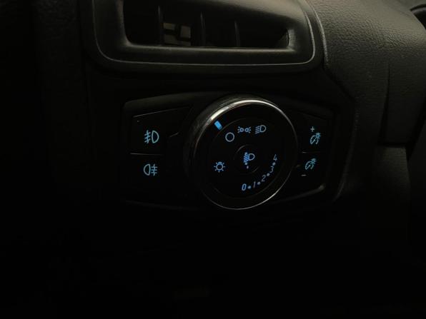 Ford Focus III с пробегом 2013 года, цена 825 000 рублей, 160535 км, седан, Автокод Объявления