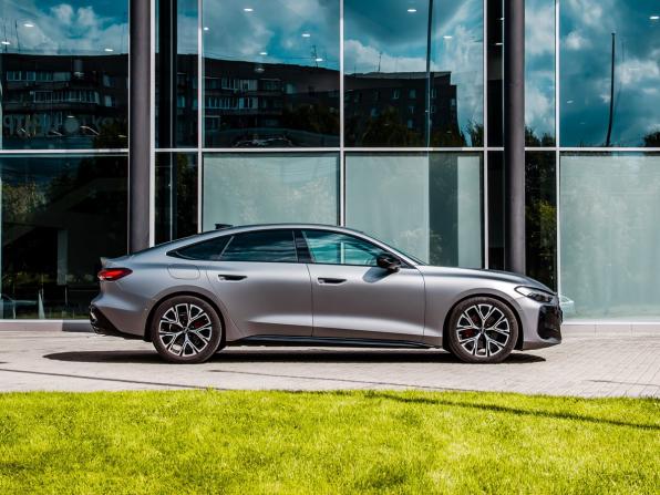 Audi A5 III (B10) с пробегом 2025 года, цена 5 180 000 рублей, 10511 км, лифтбек, Автокод Объявления