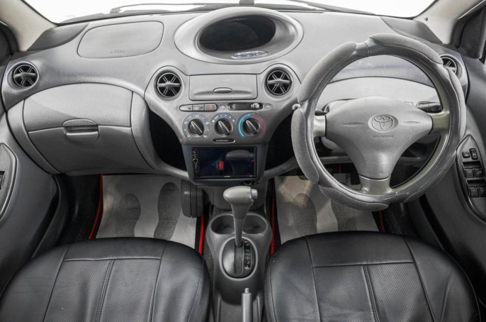 Toyota Vitz I (P10) Барнаул  - изображение 10