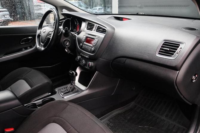 Kia Ceed II с пробегом 2015 года, цена 1 150 000 рублей, 172145 км, хэтчбек, Автокод Объявления