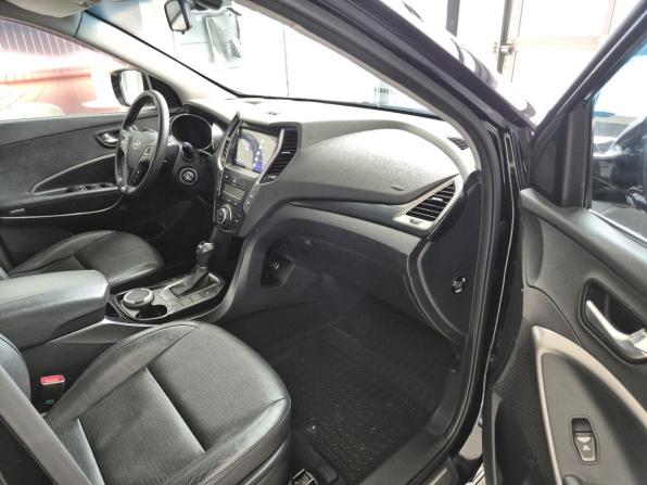 Hyundai Santa Fe III с пробегом 2013 года, цена 1 699 000 рублей, 210033 км, внедорожник, Автокод Объявления