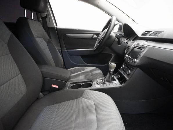 Volkswagen Passat B7 с пробегом 2011 года, цена 770 000 рублей, 289449 км, седан, Автокод Объявления