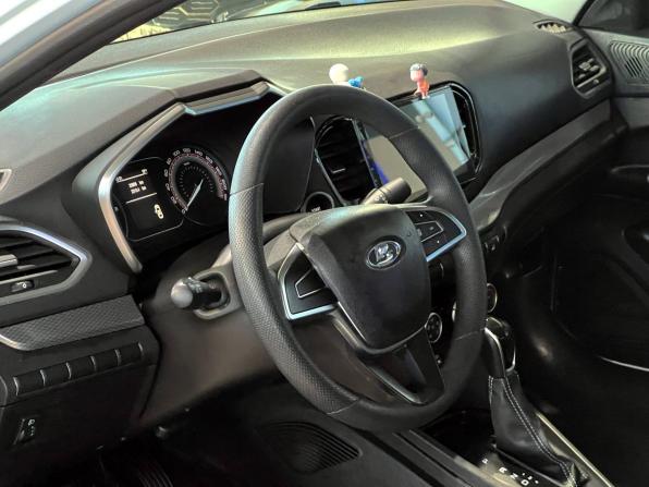 Lada (ВАЗ) Vesta I Рестайлинг (NG) с пробегом 2024 года, цена 1 310 000 рублей, 23956 км, седан, Автокод Объявления