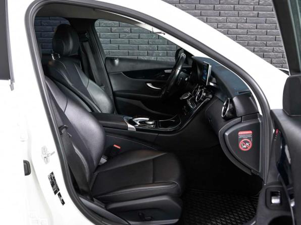 Mercedes-Benz C-Класс IV (W205) с пробегом 2015 года, цена 2 290 000 рублей, 121327 км, седан, Автокод Объявления