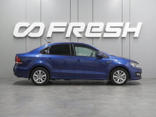 Volkswagen Polo V Рестайлинг с пробегом 2020 года, цена 1 414 000 рублей, 102112 км, седан, Автокод Объявления
