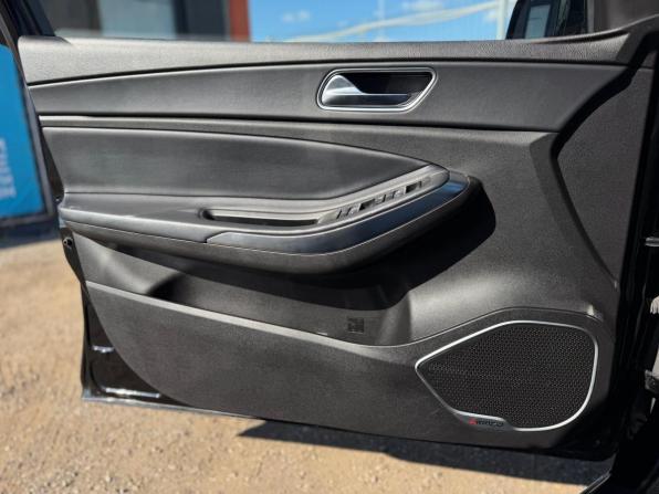 Omoda S5 с пробегом 2023 года, цена 1 370 000 рублей, 59990 км, седан, Автокод Объявления