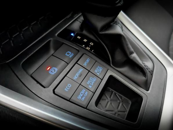Toyota RAV4 V (XA50) с пробегом 2021 года, цена 3 300 000 рублей, 163197 км, внедорожник, Автокод Объявления