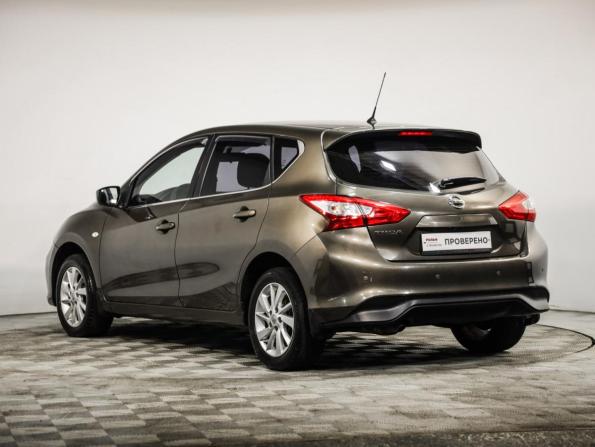 Nissan Tiida II с пробегом 2015 года, цена 1 249 000 рублей, 67025 км, хэтчбек, Автокод Объявления