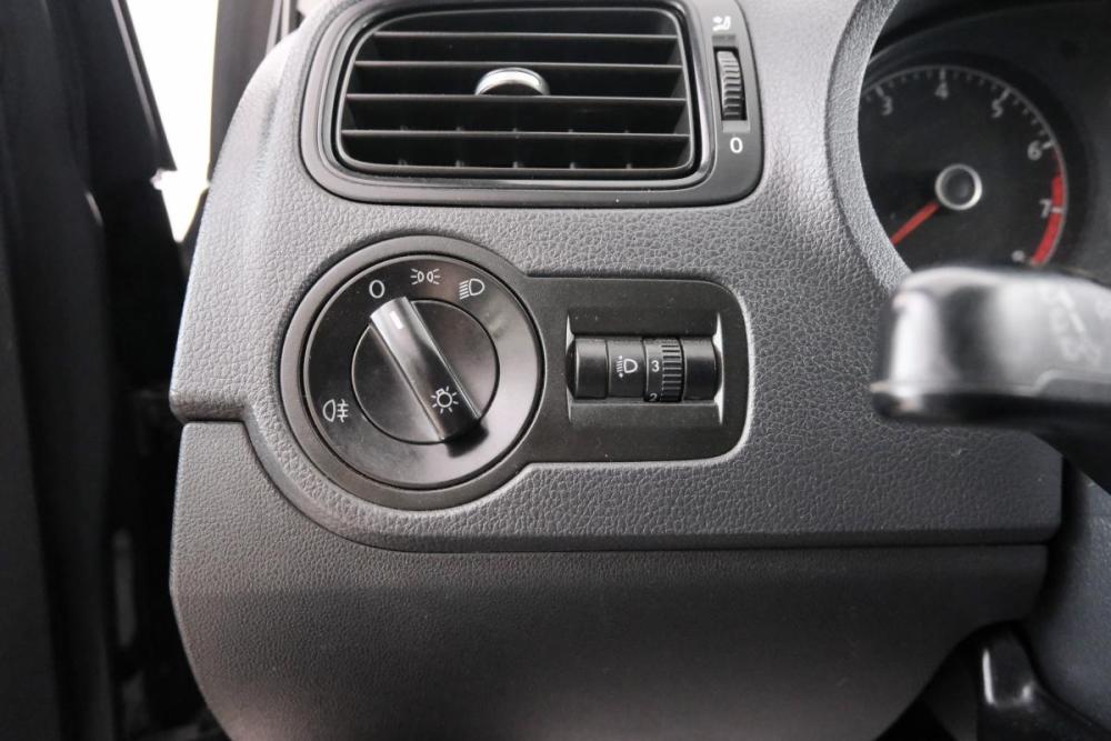 Volkswagen Polo V Рестайлинг Красноярск  - изображение 19