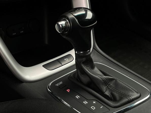 Kia Ceed II с пробегом 2014 года, цена 981 500 рублей, 170253 км, хэтчбек, Автокод Объявления