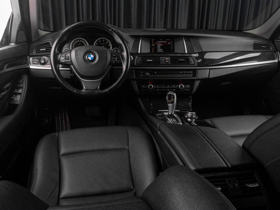 BMW 5 серии VI (F10/F11/F07) Рестайлинг Тюмень  - изображение 11