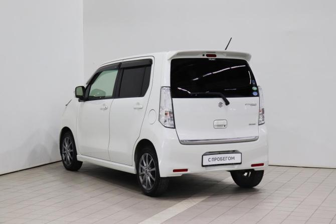 Suzuki Wagon R V Рестайлинг с пробегом 2015 года, цена 515 000 рублей, 130473 км, хэтчбек, Автокод Объявления