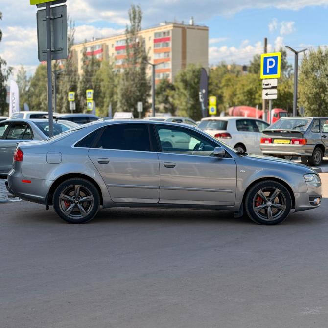 Audi A4 III (B7) Нижнекамск  - изображение 4