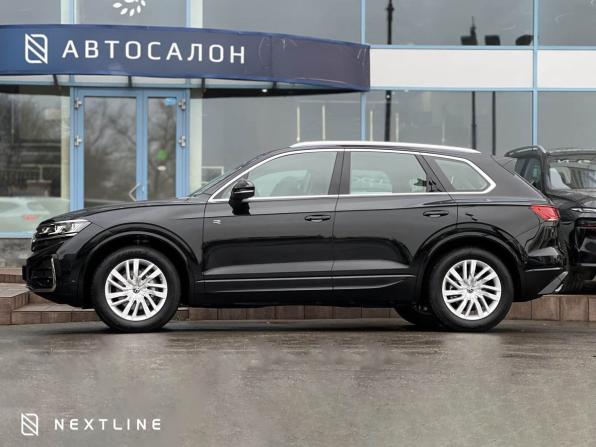 Новый Volkswagen Touareg III Рестайлинг 2025 года, цена 8 290 000 рублей, внедорожник, Автокод Объявления