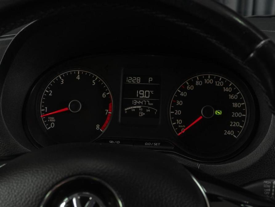 Volkswagen Polo V Рестайлинг Тюмень  - изображение 14