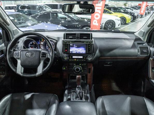 Toyota Land Cruiser Prado 150 Series Рестайлинг 1 с пробегом 2013 года, цена 2 999 000 рублей, 219150 км, внедорожник, Автокод Объявления