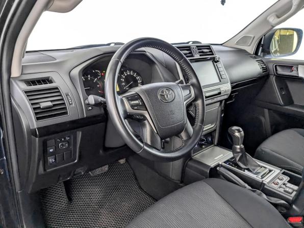 Toyota Land Cruiser Prado 150 Series Рестайлинг 2 с пробегом 2018 года, цена 4 655 000 рублей, 97640 км, внедорожник, Автокод Объявления