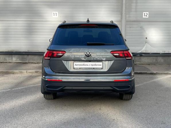 Volkswagen Tiguan II Рестайлинг с пробегом 2021 года, цена 2 299 000 рублей, 125721 км, внедорожник, Автокод Объявления