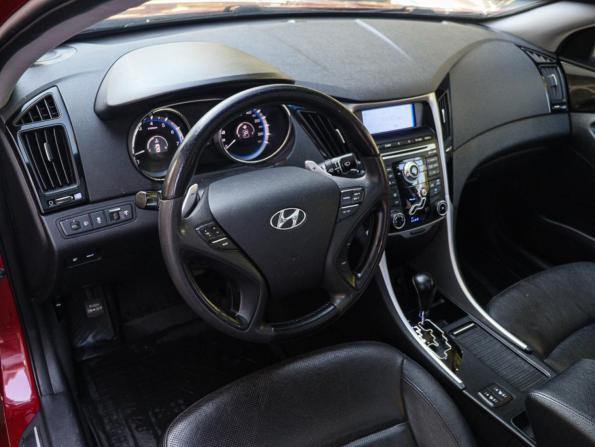 Hyundai Sonata VI (YF) с пробегом 2011 года, цена 1 050 000 рублей, 157013 км, седан, Автокод Объявления