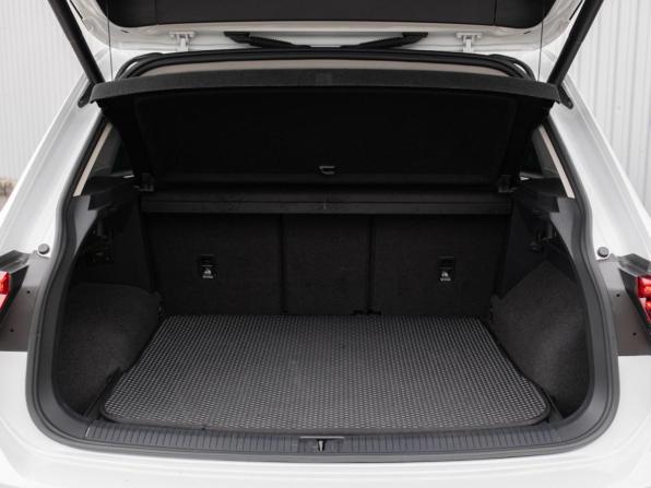 Volkswagen Tiguan II с пробегом 2018 года, цена 2 849 000 рублей, 106526 км, внедорожник, Автокод Объявления