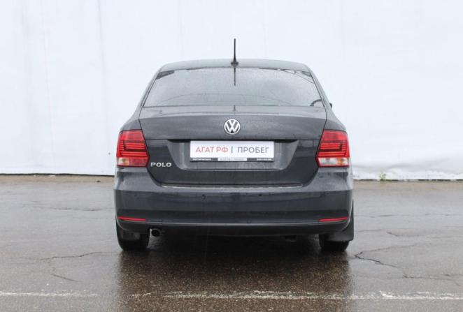 Volkswagen Polo V Рестайлинг с пробегом 2017 года, цена 970 000 рублей, 132267 км, седан, Автокод Объявления