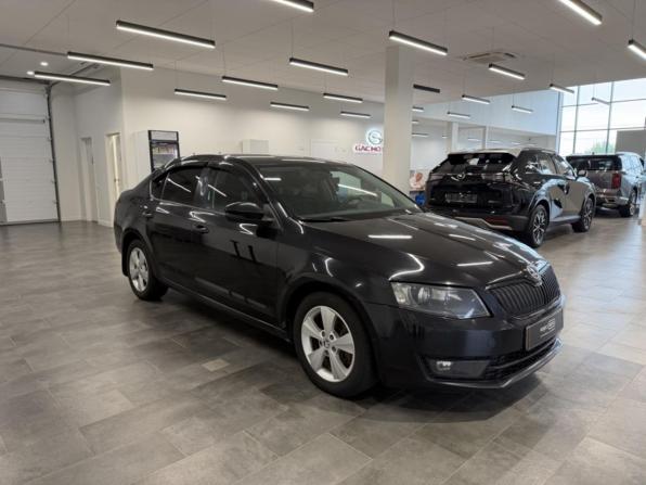 Skoda Octavia III (A7) с пробегом 2017 года, цена 1 450 000 рублей, 232237 км, лифтбек, Автокод Объявления