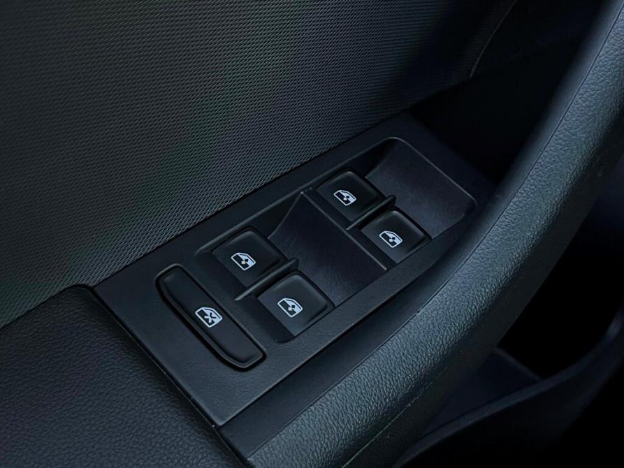 Volkswagen Polo VI Санкт-Петербург  - изображение 19