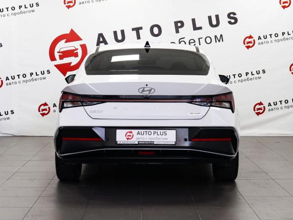 Hyundai Elantra VII (CN7) Рестайлинг с пробегом 2023 года, цена 2 189 000 рублей, 19609 км, седан, Автокод Объявления